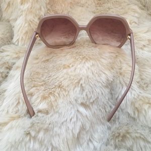 Prada Accessories - PRADA Hexagonal Angular Oversized Sunglasses Prada Accessories - PRADA Hexagonal Angular Oversized Sunglasses